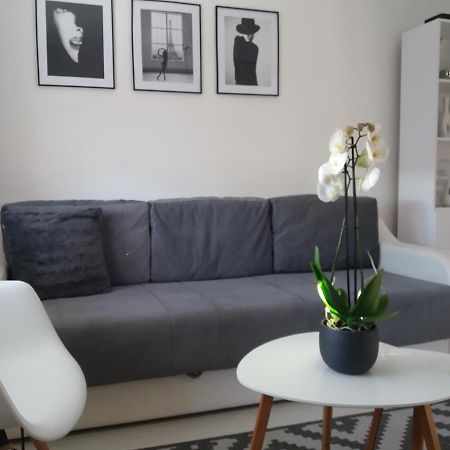 Holiday Home Duka'S Bar Εξωτερικό φωτογραφία