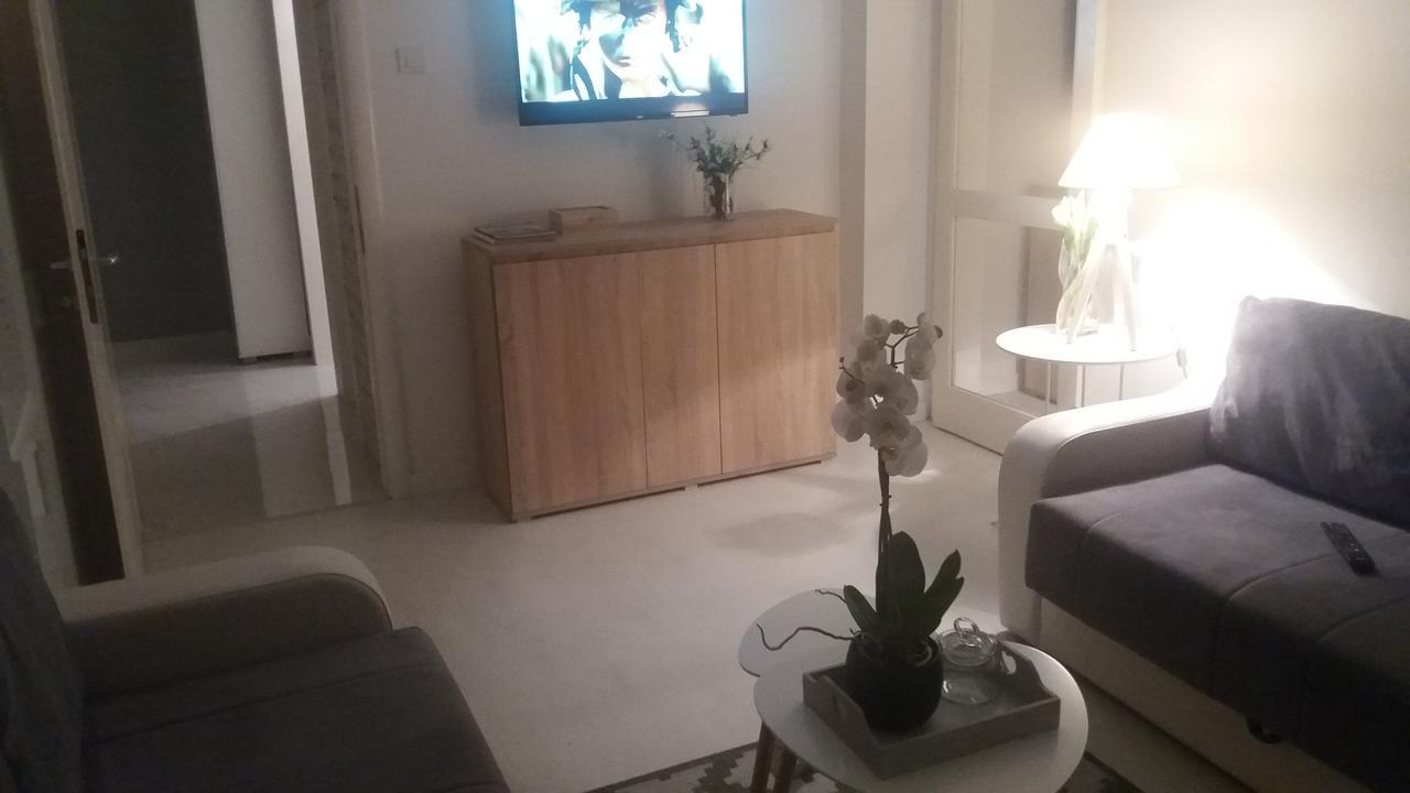 Holiday Home Duka'S Bar Εξωτερικό φωτογραφία