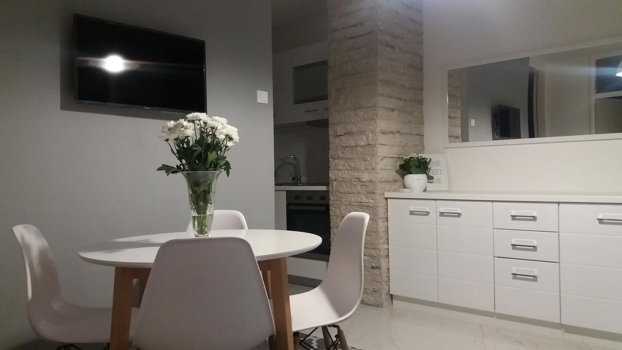Holiday Home Duka'S Bar Εξωτερικό φωτογραφία